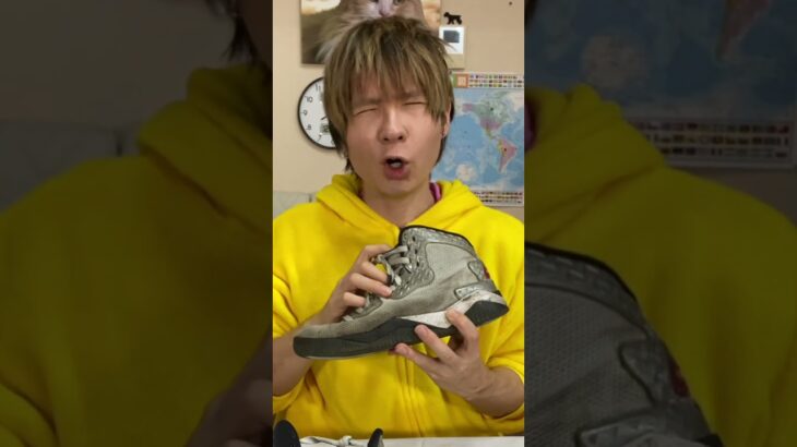 8年履いた汚い靴をオキシクリーンで真っ白にするぞぉ!!　PDS  #shorts